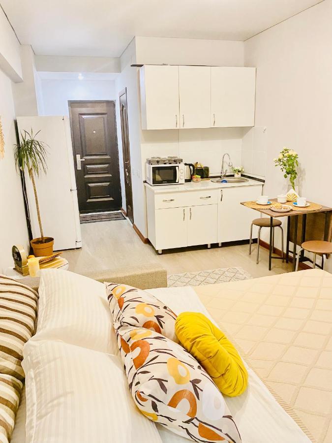Like Home Apartments&Rooms アルマトイ エクステリア 写真