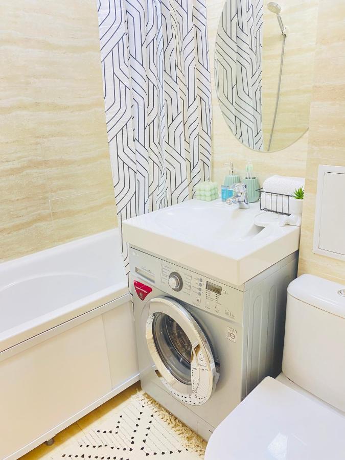 Like Home Apartments&Rooms アルマトイ エクステリア 写真