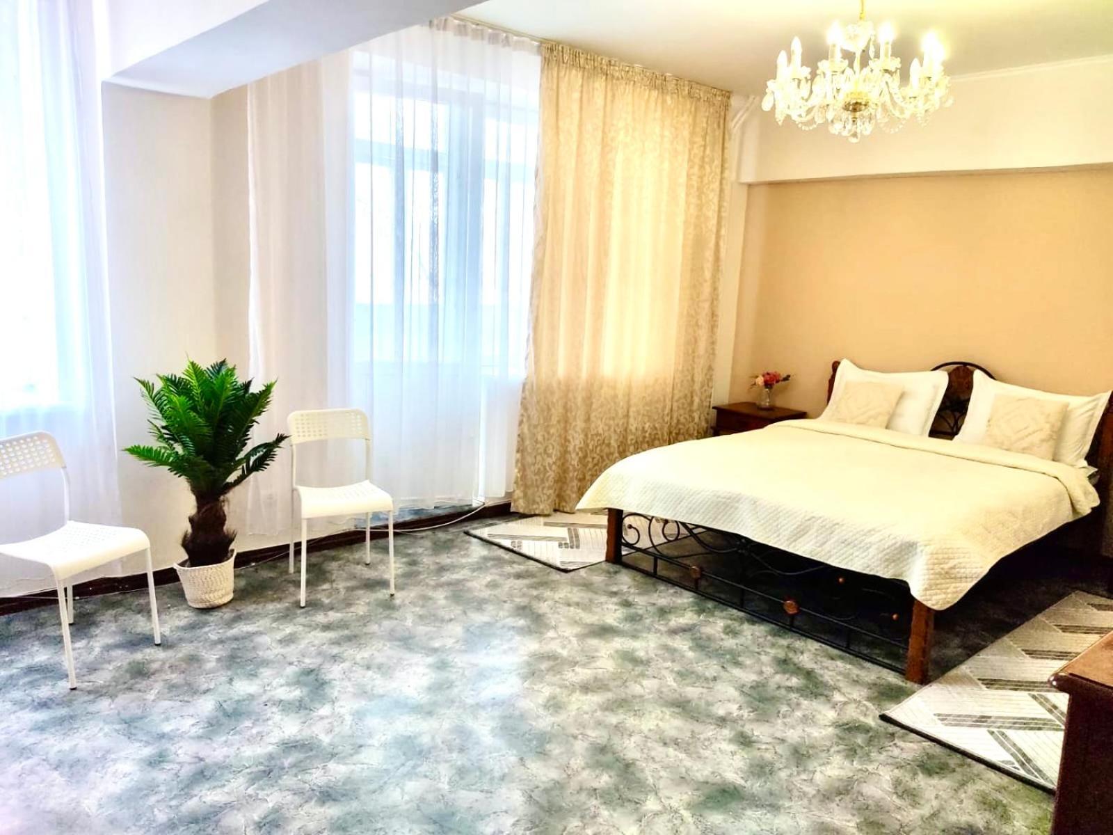 Like Home Apartments&Rooms アルマトイ エクステリア 写真